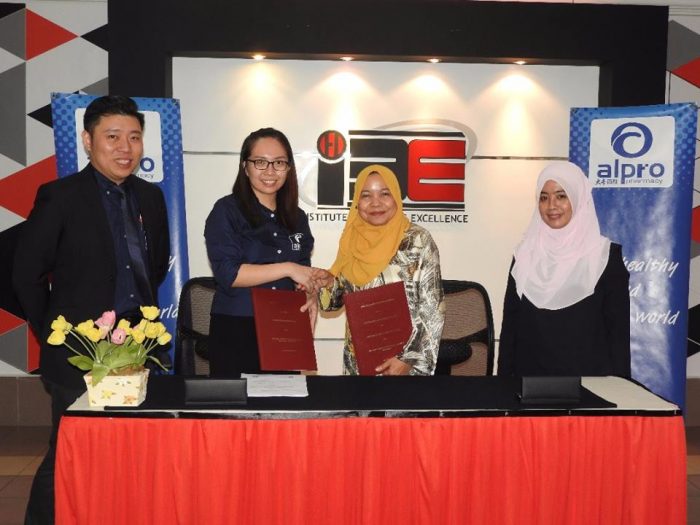 Executive Diploma in Retail Pharmacy